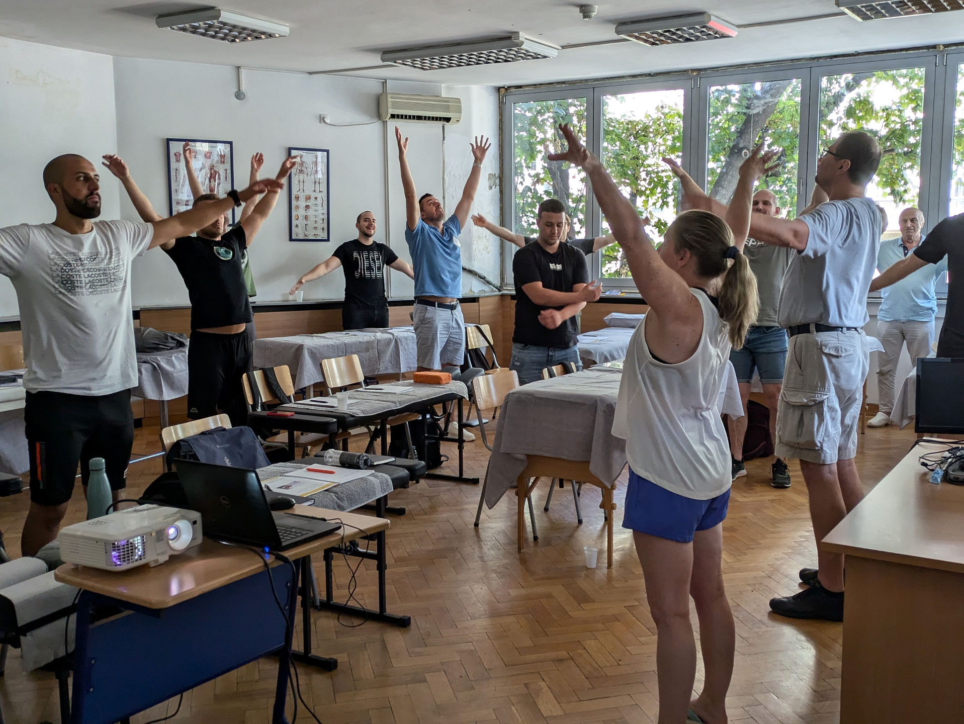 Gila teaching osteopaths in Serbia
