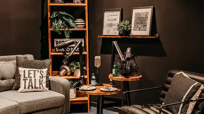 VIVA Creative Podcast Studio