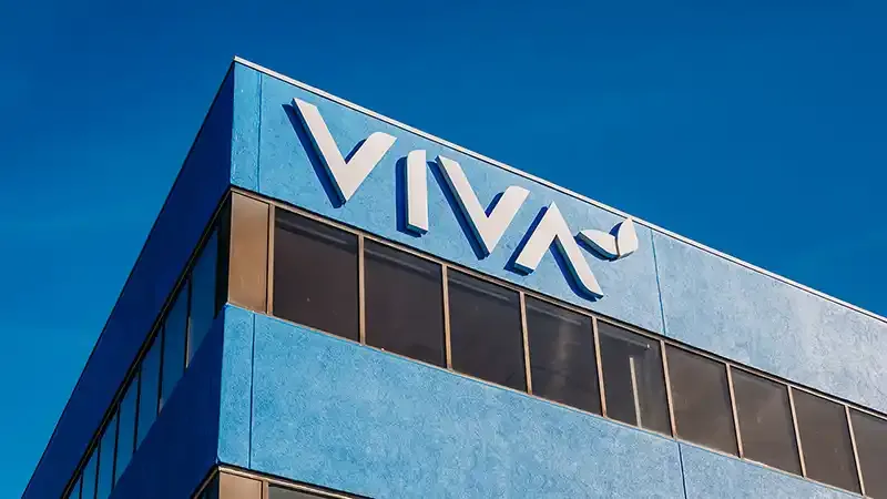 VIVA Creative Studio Ample Front Door Parking