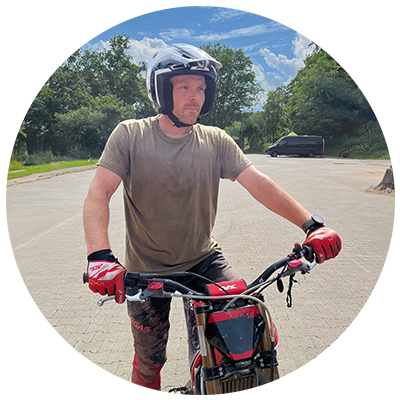 Paul Reumschuessel Trial Fahrer und Schule