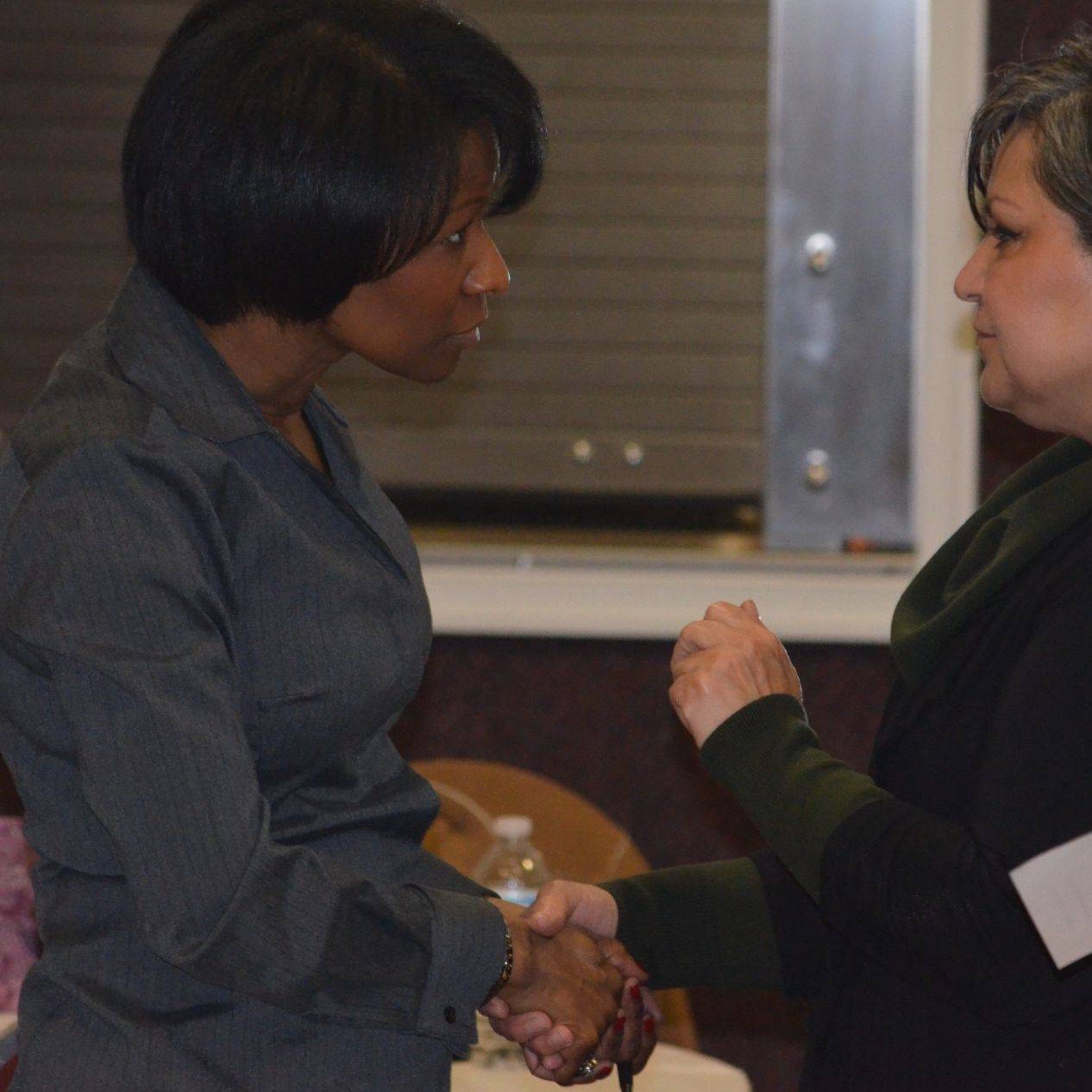 Executive leadership coaching session with S. Renee Smith