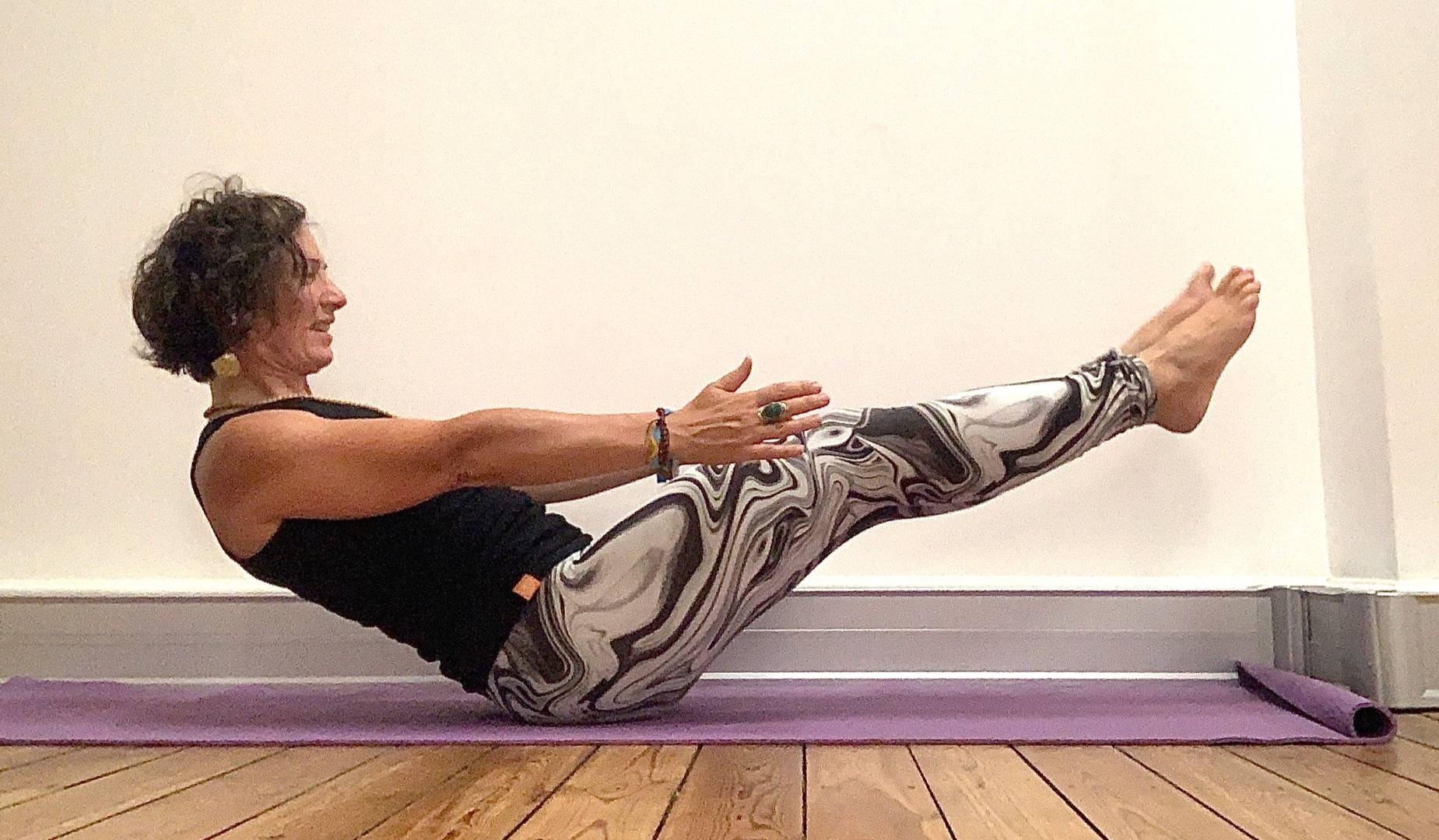 yoga Bruxelles éliminer postures 1020 Laeken Un Dimanche pour moi Amélie Michaud 8/11/26 14h-16h30