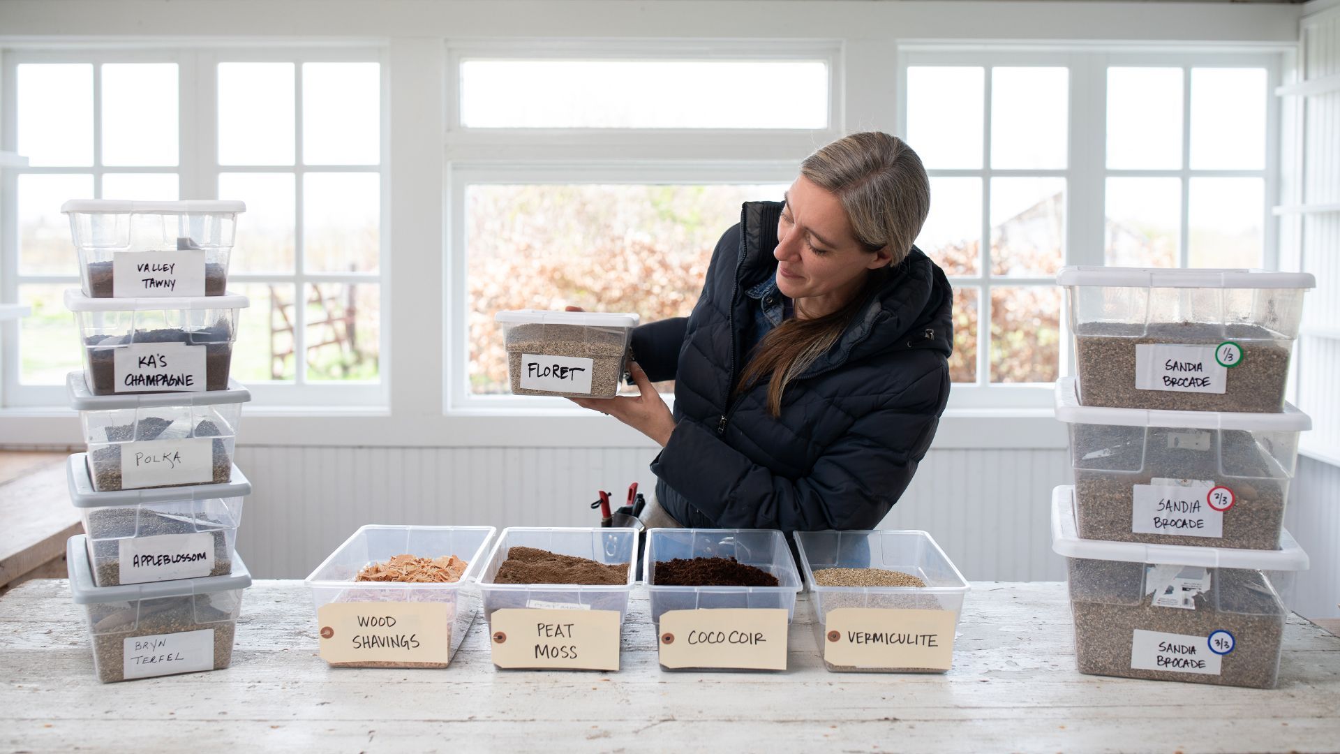 Erin Benzakein demonstrating methods of storing tubers