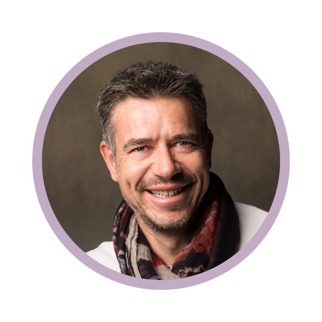 David Perroud, Auteur, ex-chef d'entreprise, spécialiste des sciences de la conscience