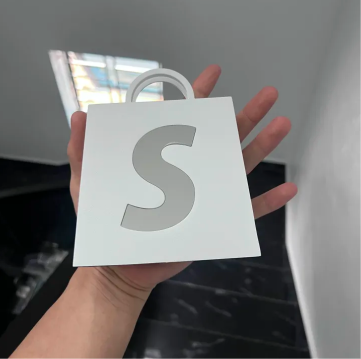 Cường Vũ — Shopify 10K Orders Milestone