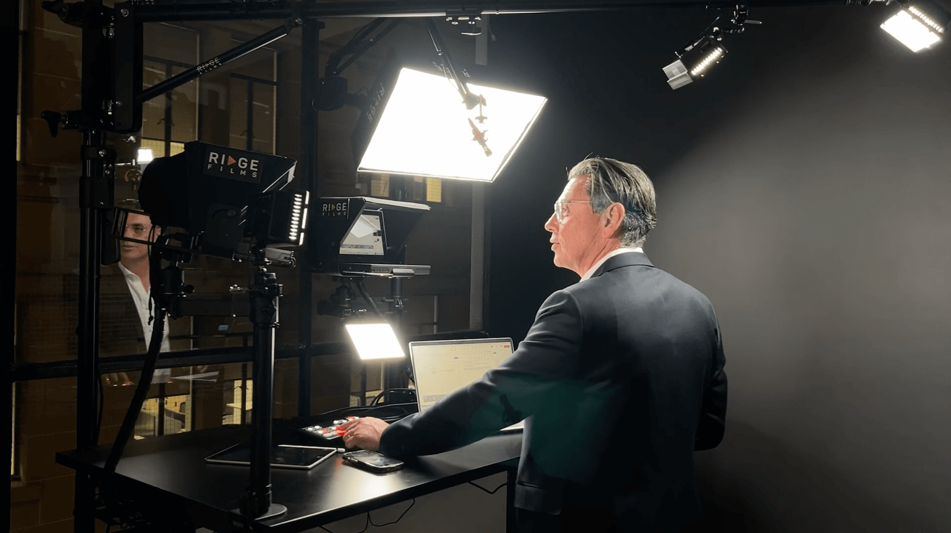 Chris Schwager recording on a Desktop Studio with multiple cameras