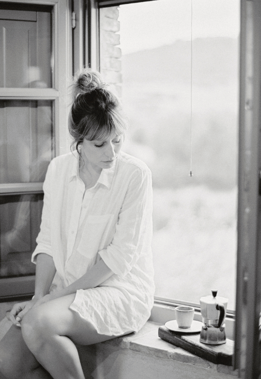 Jennifer Arnspiger Certified Somatic Writing Coach resolve somatic trauma through writing and 1:1 coaching