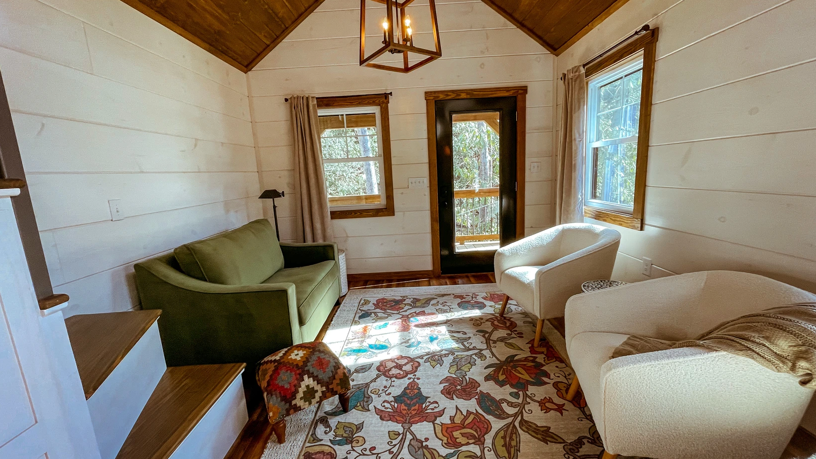creekside cabin living room