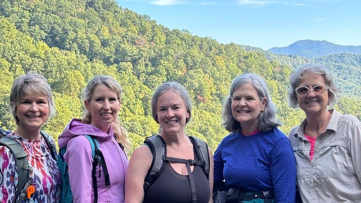 asheville yoga and hiking retreat
