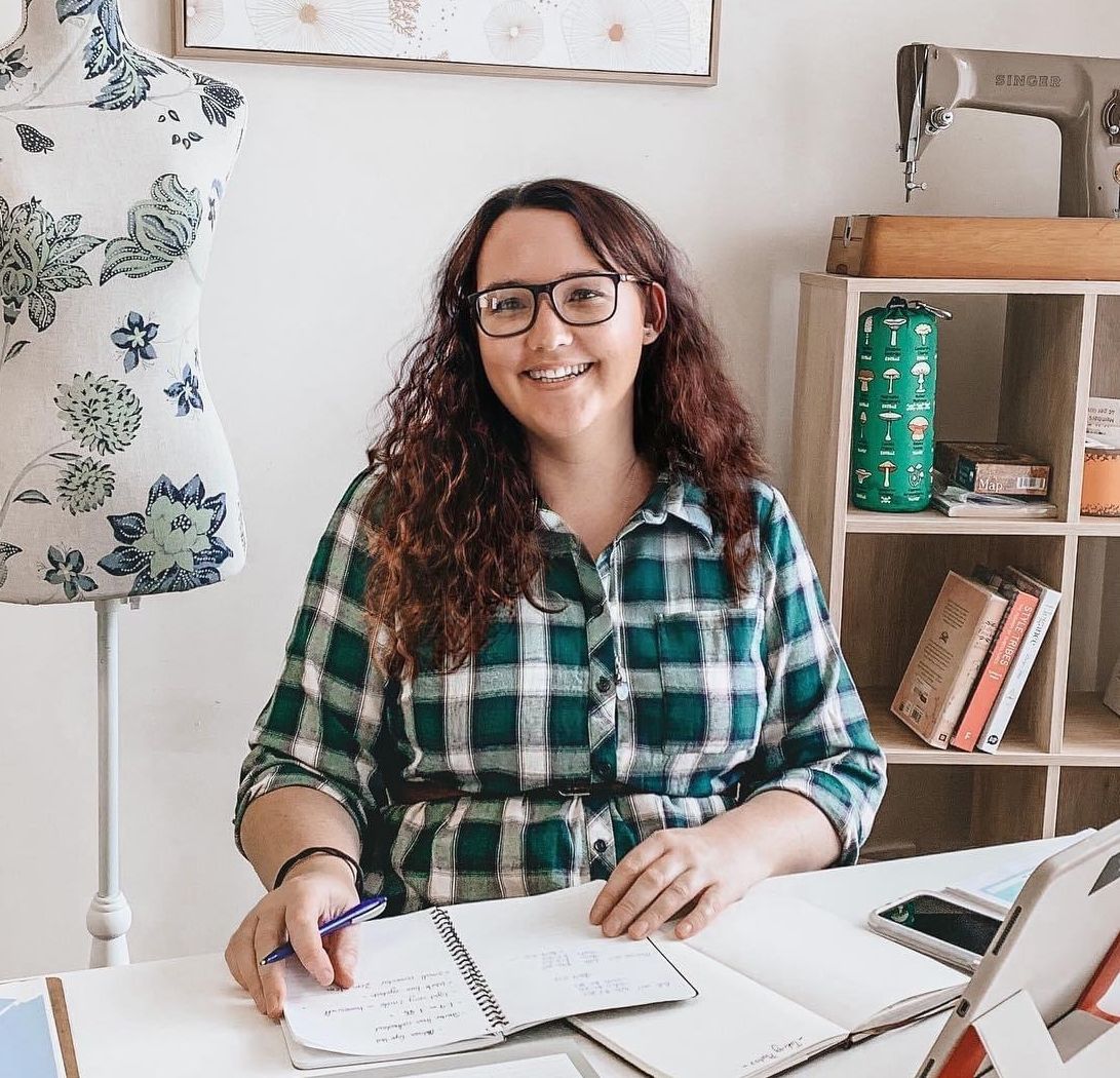 Hi I'm Andi. I'm a dressmaker and sewing teacher. I created Dressmakers Design Studio to teach sewing to everyone around the world that don't have access to in person sewing lessons for the more advanced sewing techniques. Welcome to your new online Dressmaking School.