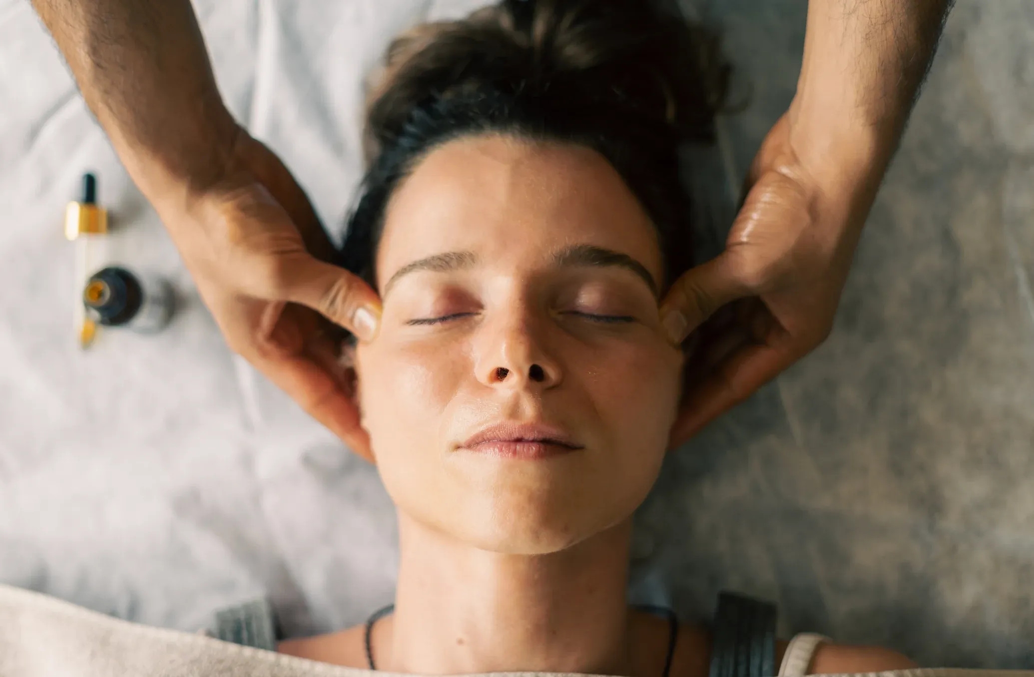 Learn Abhyangam massage through our online Ayurveda massage course