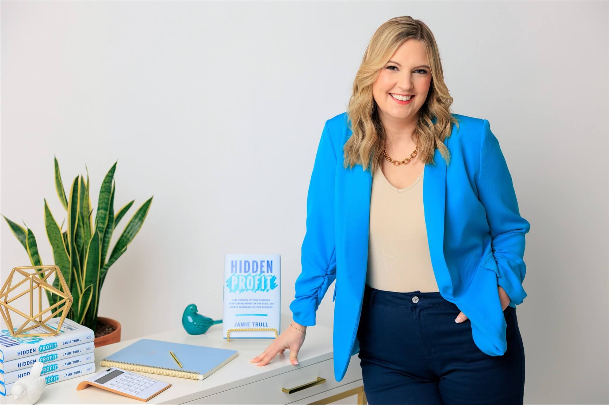 income-and-expense-tracking Choosing the right small business accounting software can streamline your finances and save valuable time.