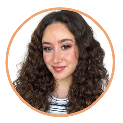 Caroline D participante à la formation en trichologie avec Studio Initium