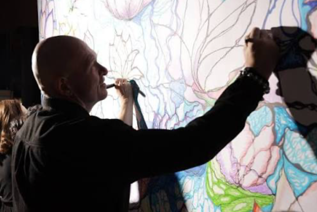 HeartFlow NeuroGraphica image showing mindful drawing lines and transformation