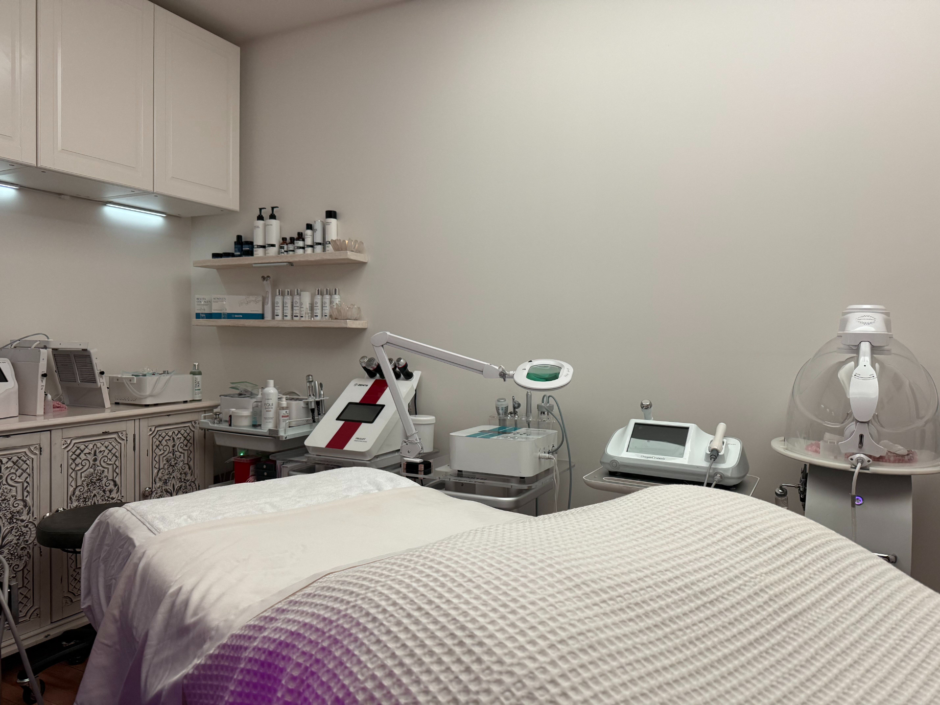 Jillian Wright facials