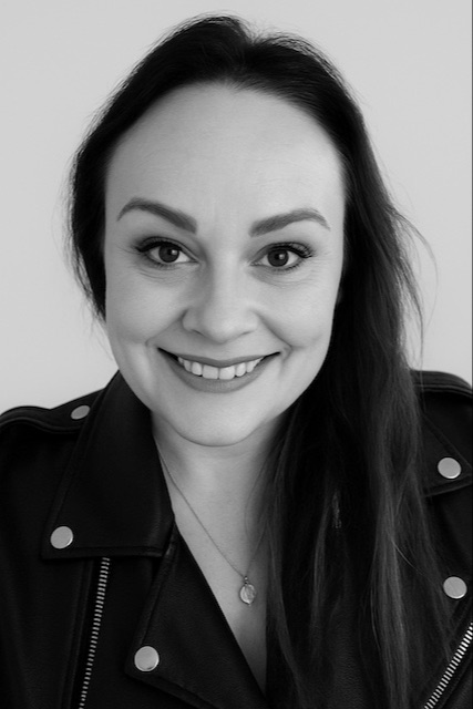 Maria Rissanen, Freesi living ja Lohtu-hautaus