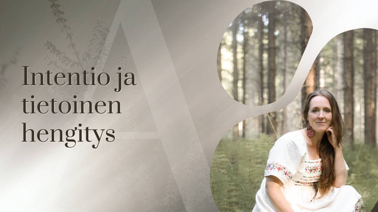 onnellinen perhe halaamassa toisiaan