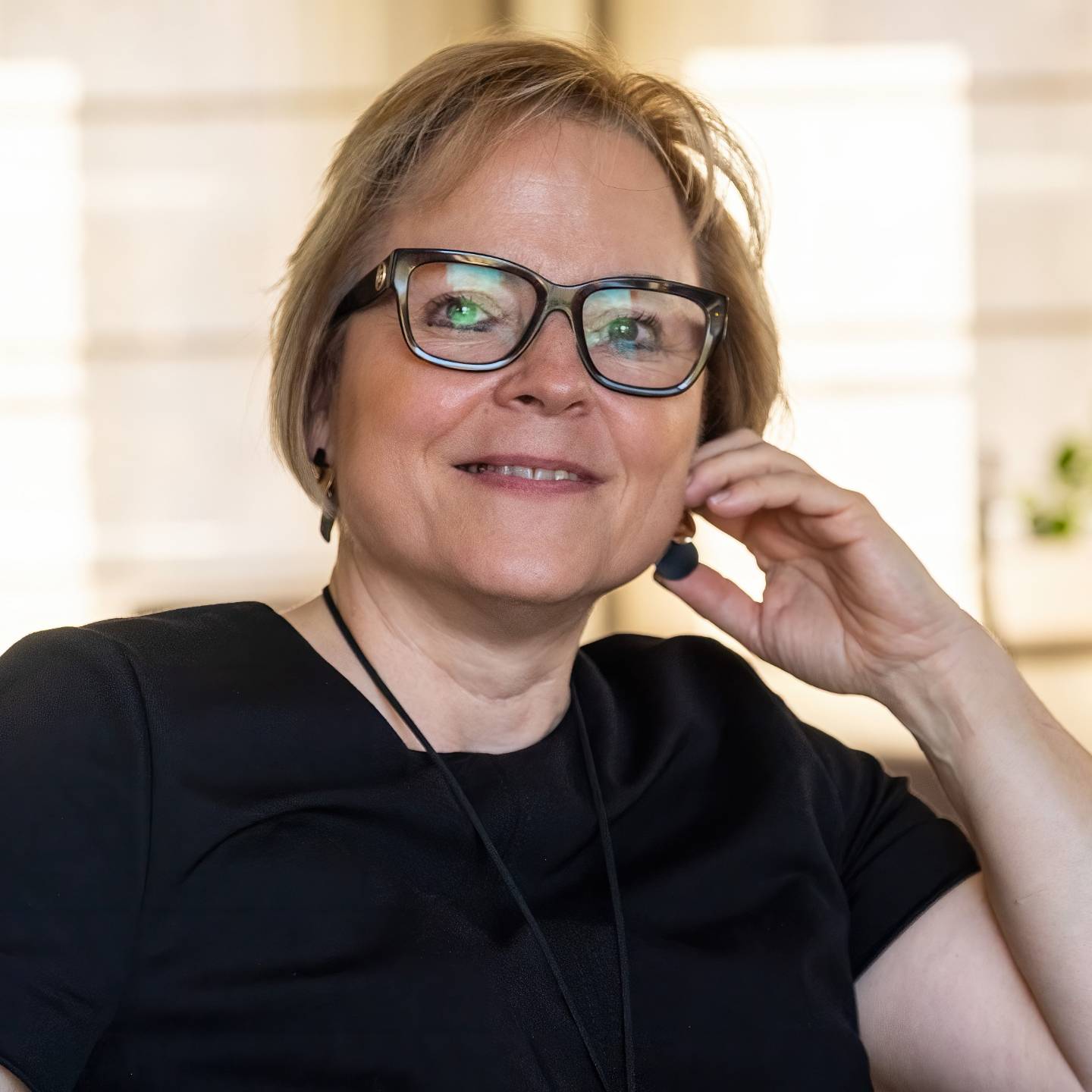 Portrait picture founder