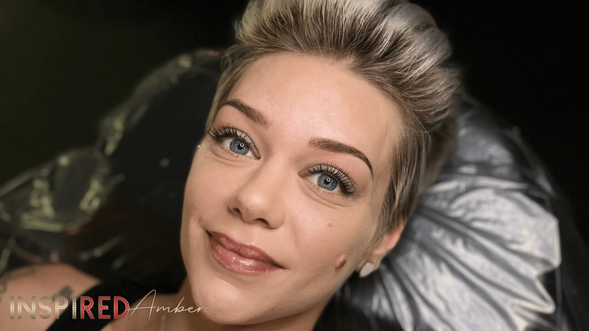 In Ms Amber Red's combination brow course on GirlzInk, you'll learn her top industry pmu techniques!