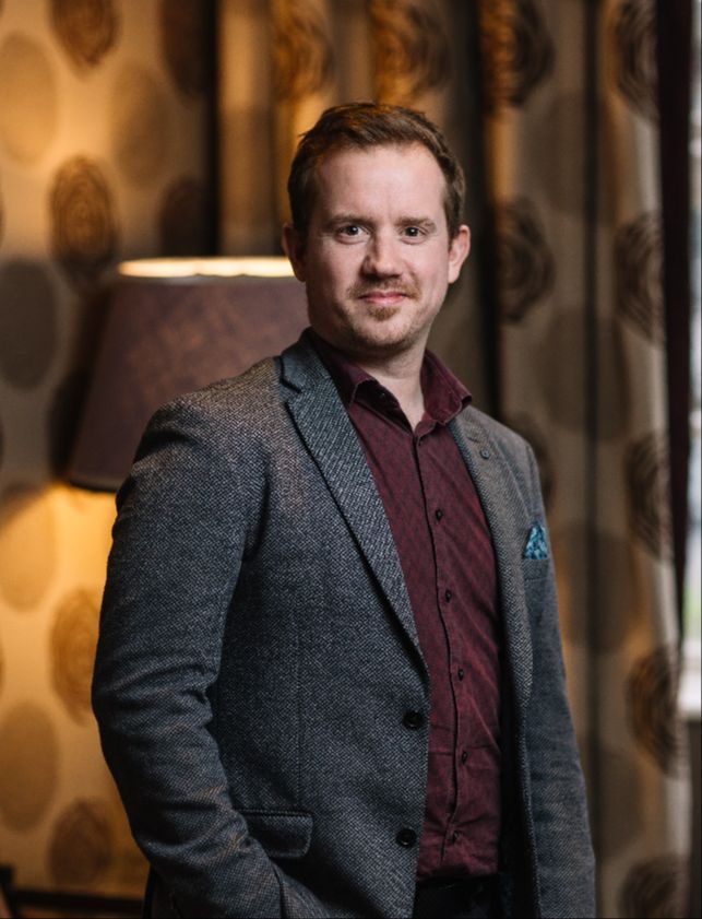 Adam Vickers experienced property investment mentor and business strategist Reading UK