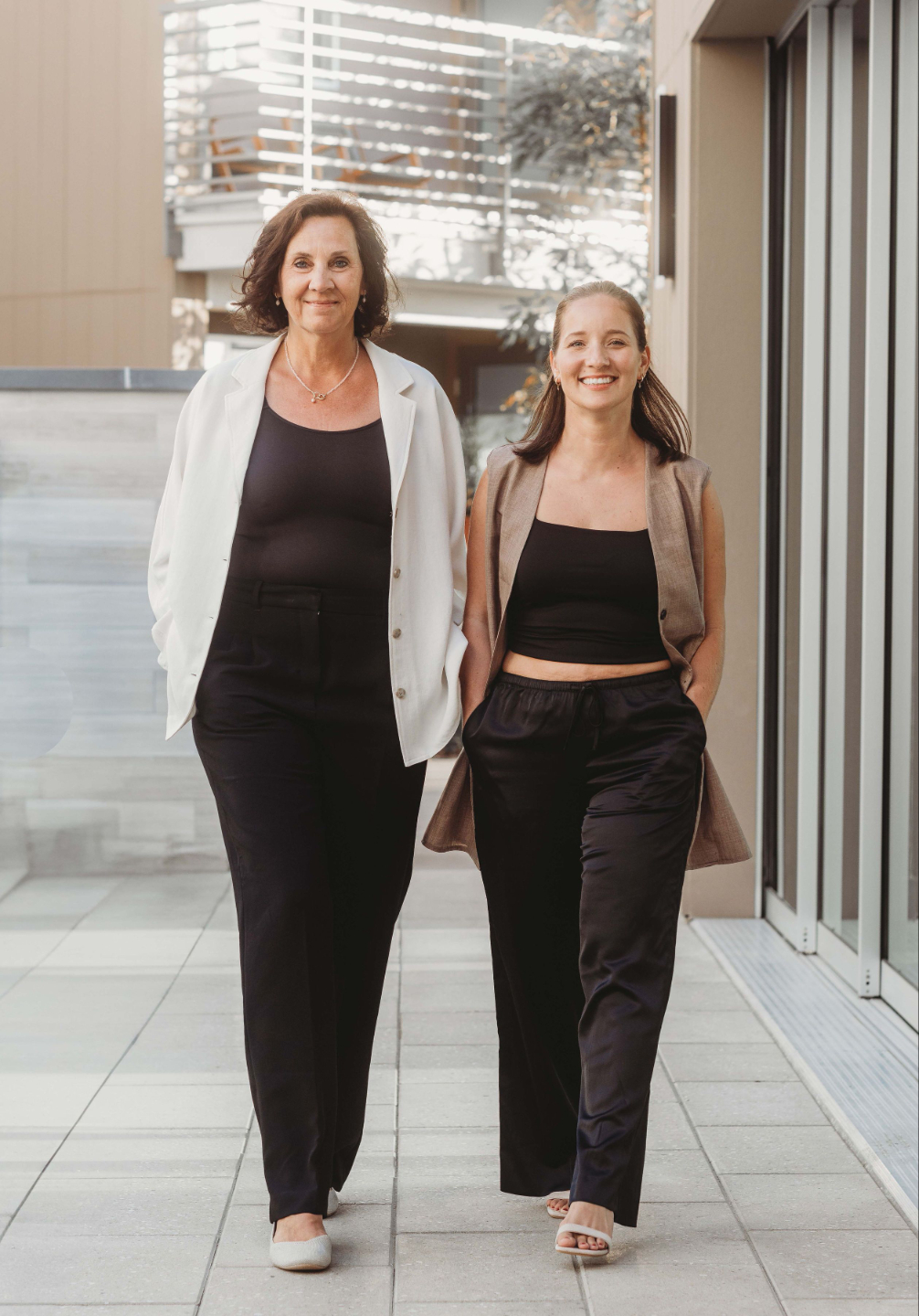 Monique & Roberta — Neustart USA