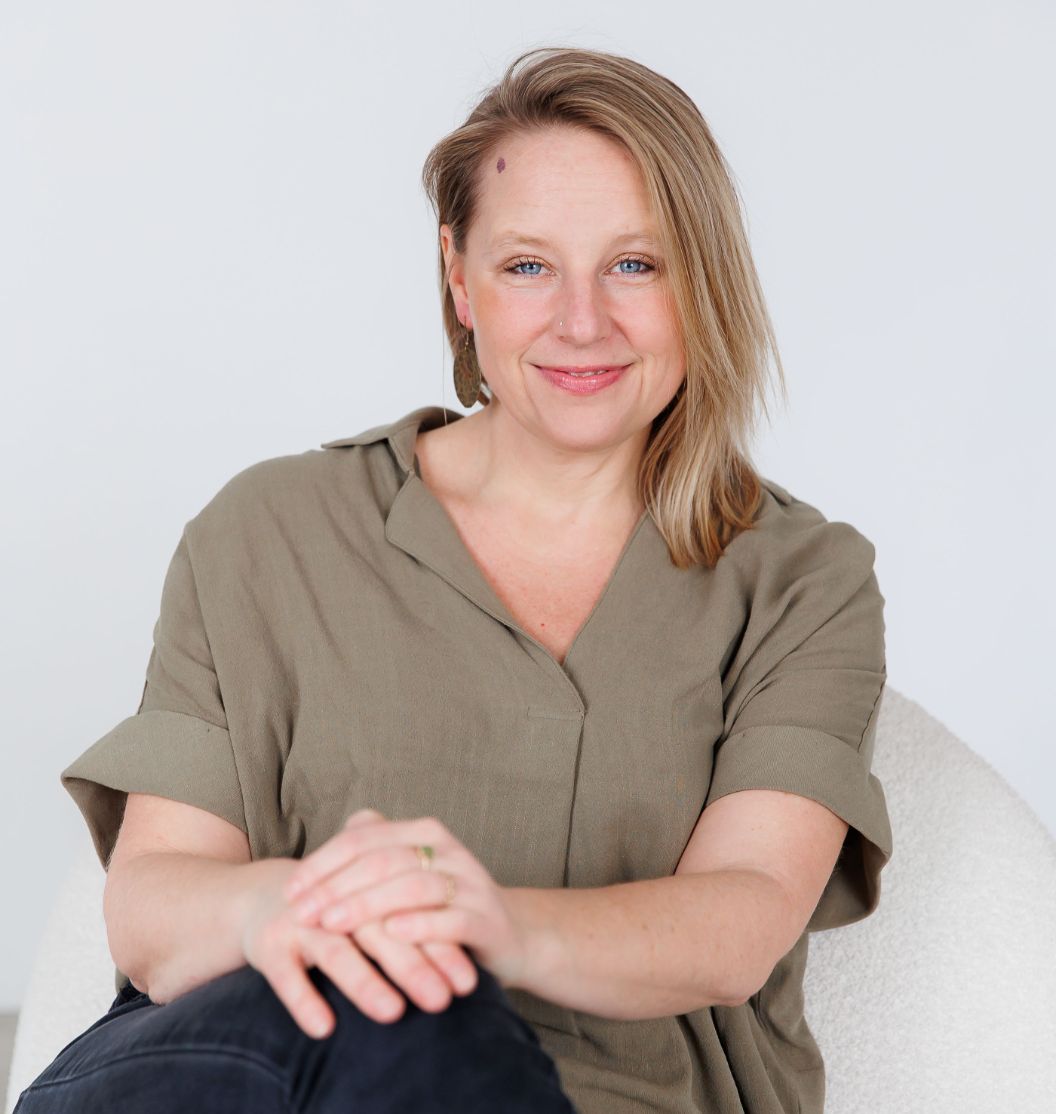 Andrea Tessier - IFS coach based in Toronto