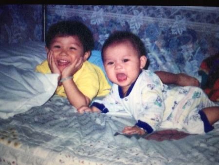 Malcolm Tang, binge free dietitian and accredited practising dietitian, supporting clients with binge eating, emotional eating, and overeating recovery through intuitive eating.