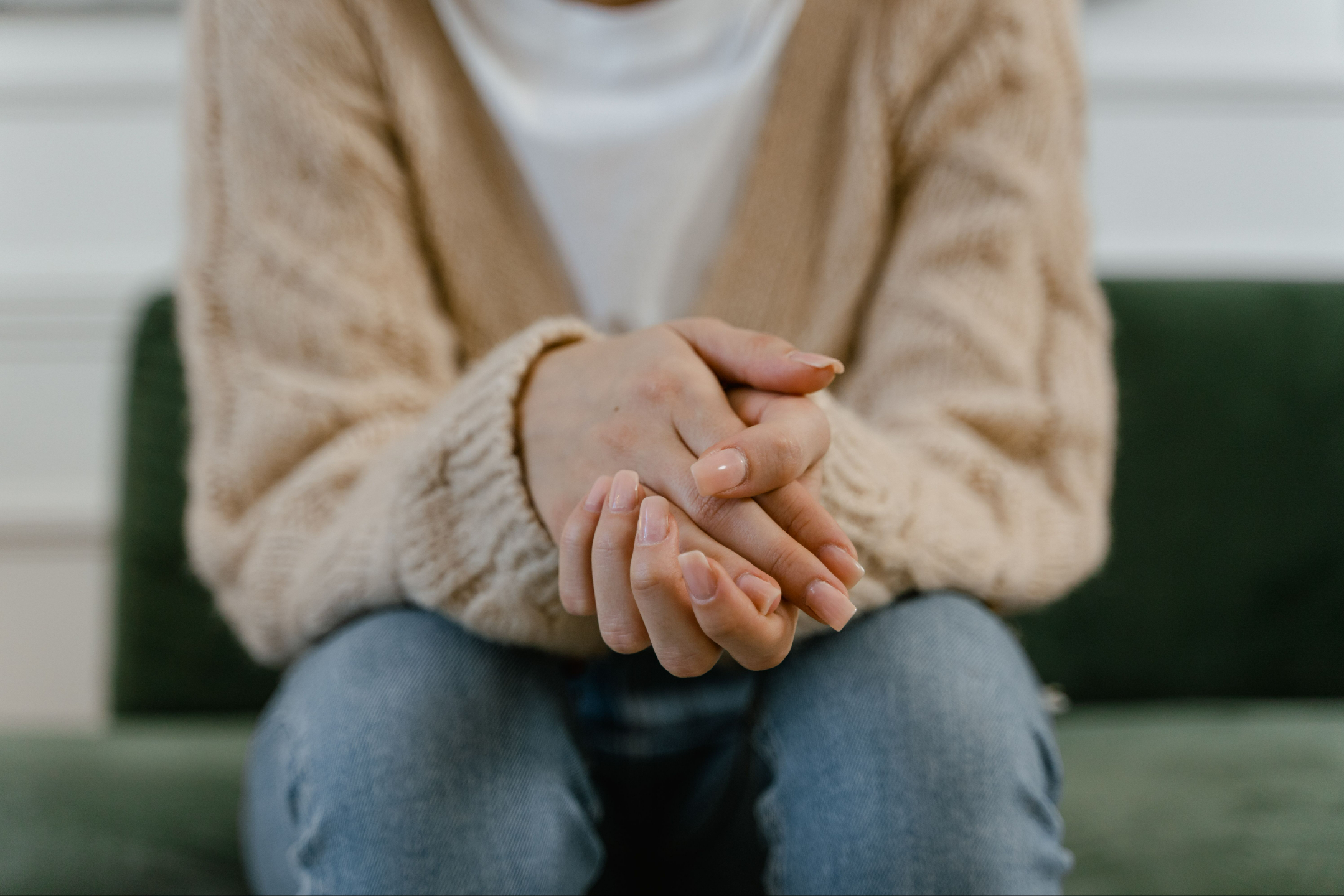 Why Do Brilliant Women Apologise Before They Speak?