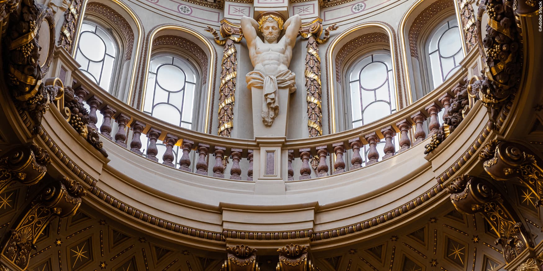  interieur met ramen en beeld in het Fitzwilliam Museum