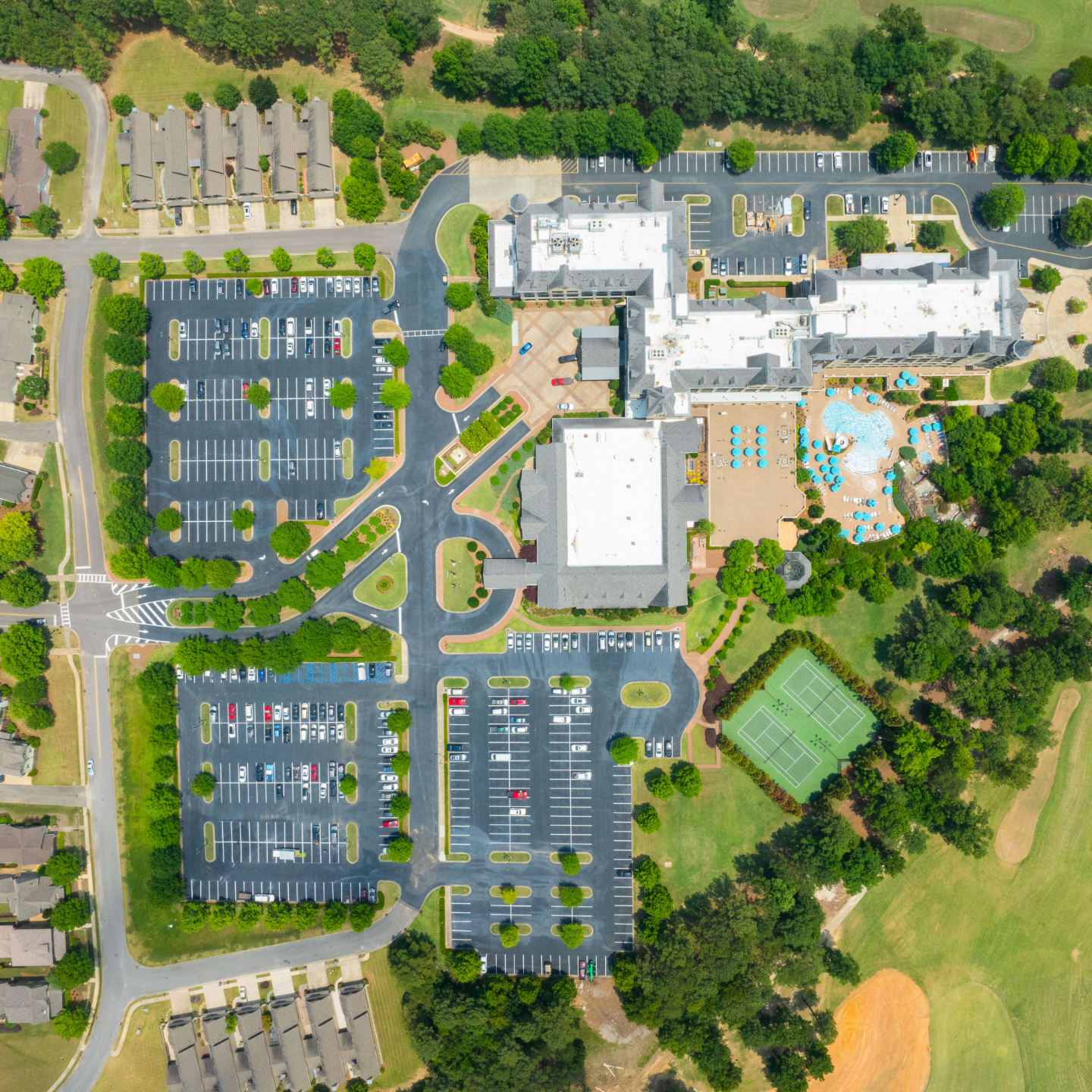 parking lot striping with fresh painted lines on commercial parking lot