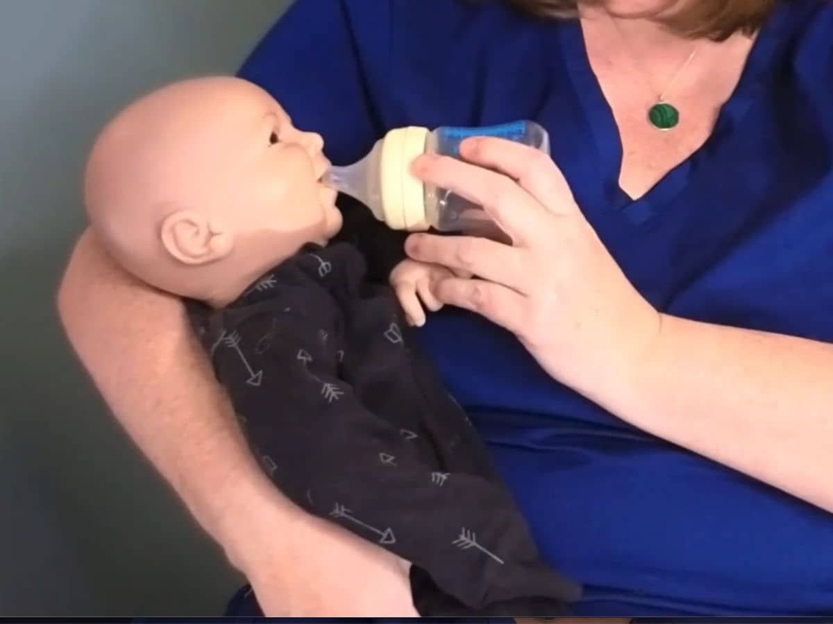 A Step by Step Guide To Paced Bottle Feeding A Step by Step Guide To Paced Bottle Feeding