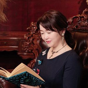 ダイアナ嘉香 様