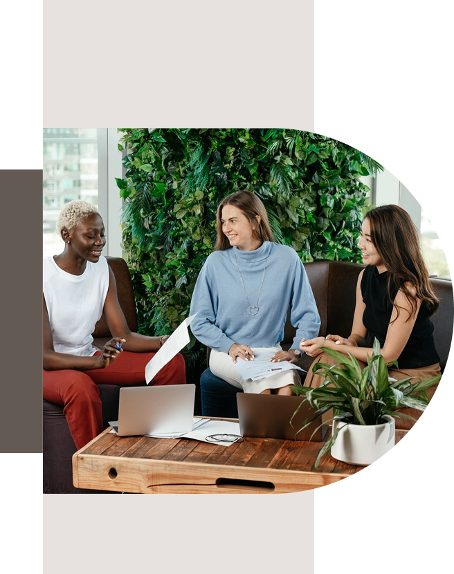 Entrepreneur mapping out bold career moves with Drive Her Forward’s strategic decision-making framework