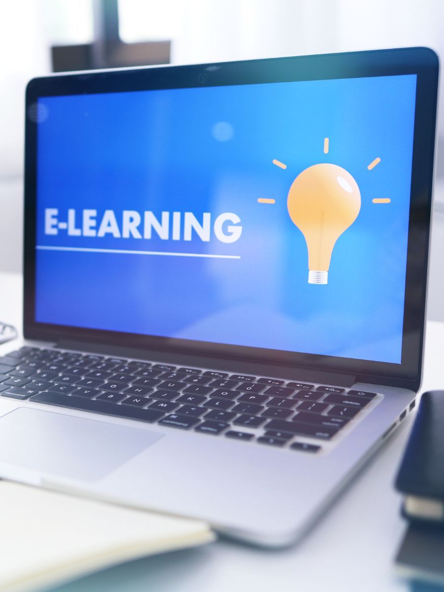 Speakeasy creates content for executives, thought leaders, and organizations across Central Oregon and beyond who want to show up consistently and communicate with authority.