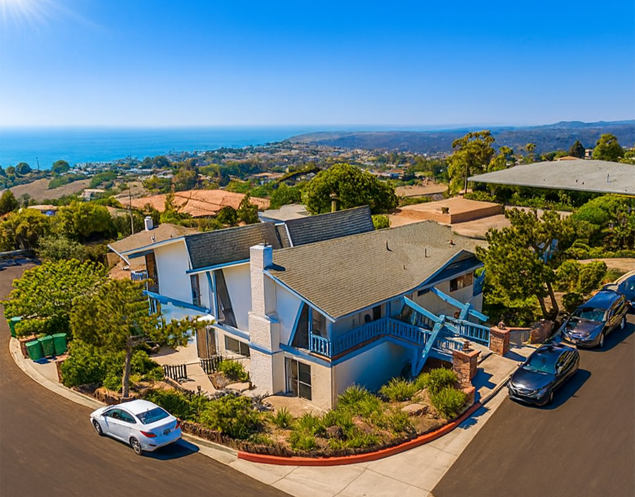 Supportive housing for our holistic rehab sitting on top of a hill overlooking the pacific ocean