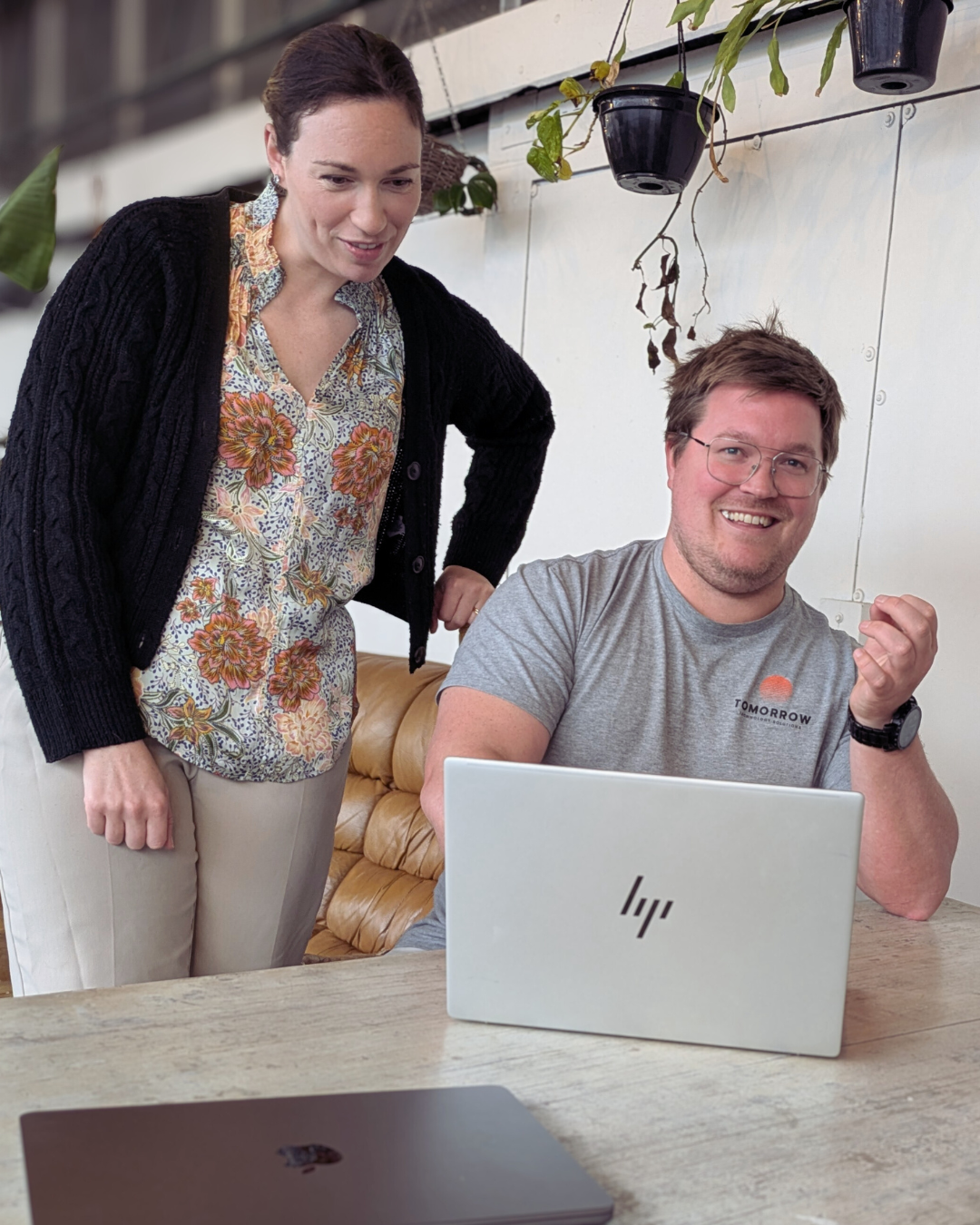 Smiling picture of the trusted founder representing no lock-in contracts and execution-based strategic alignment for technical B2B firms