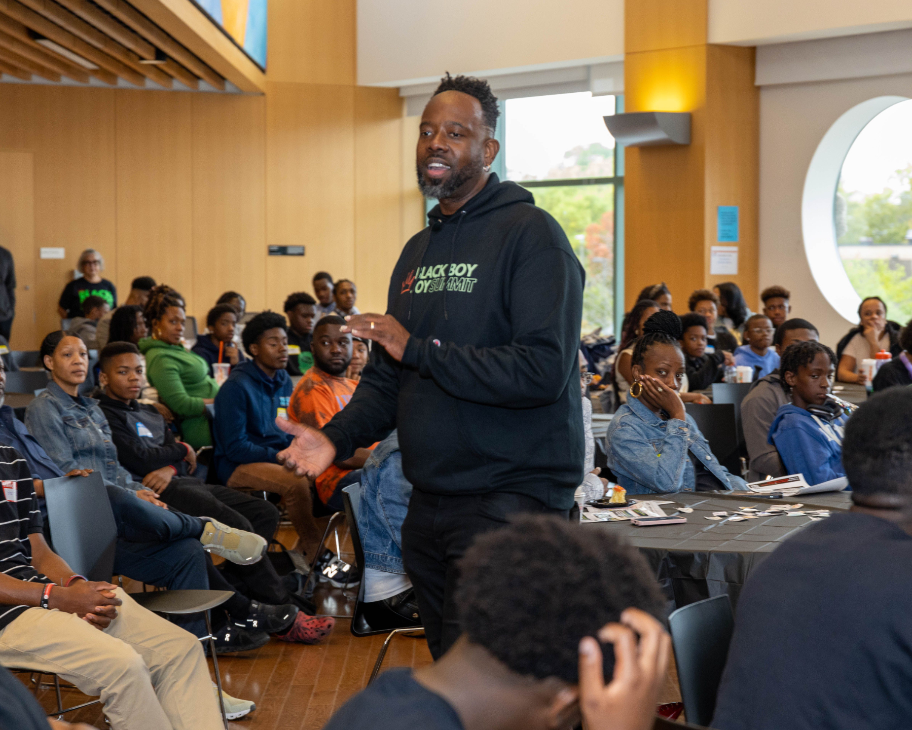 Leadership coaching for school leaders in workshop