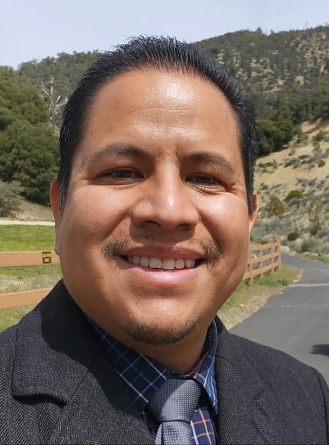 Headshot photo of Nursn PRN Academy Lead Nurse Instructor Mr. V