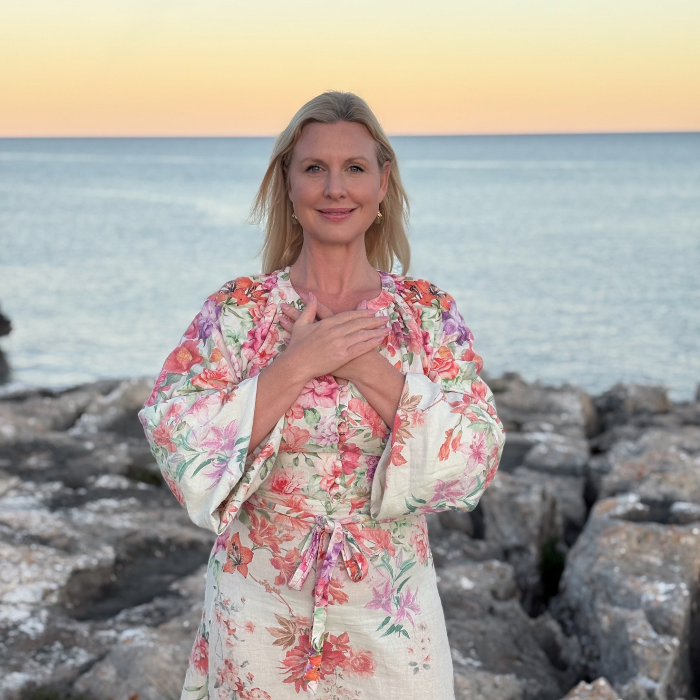 Guidad meditation och chakrabalansering i Soul Frequency Experience av Sofia Saglind