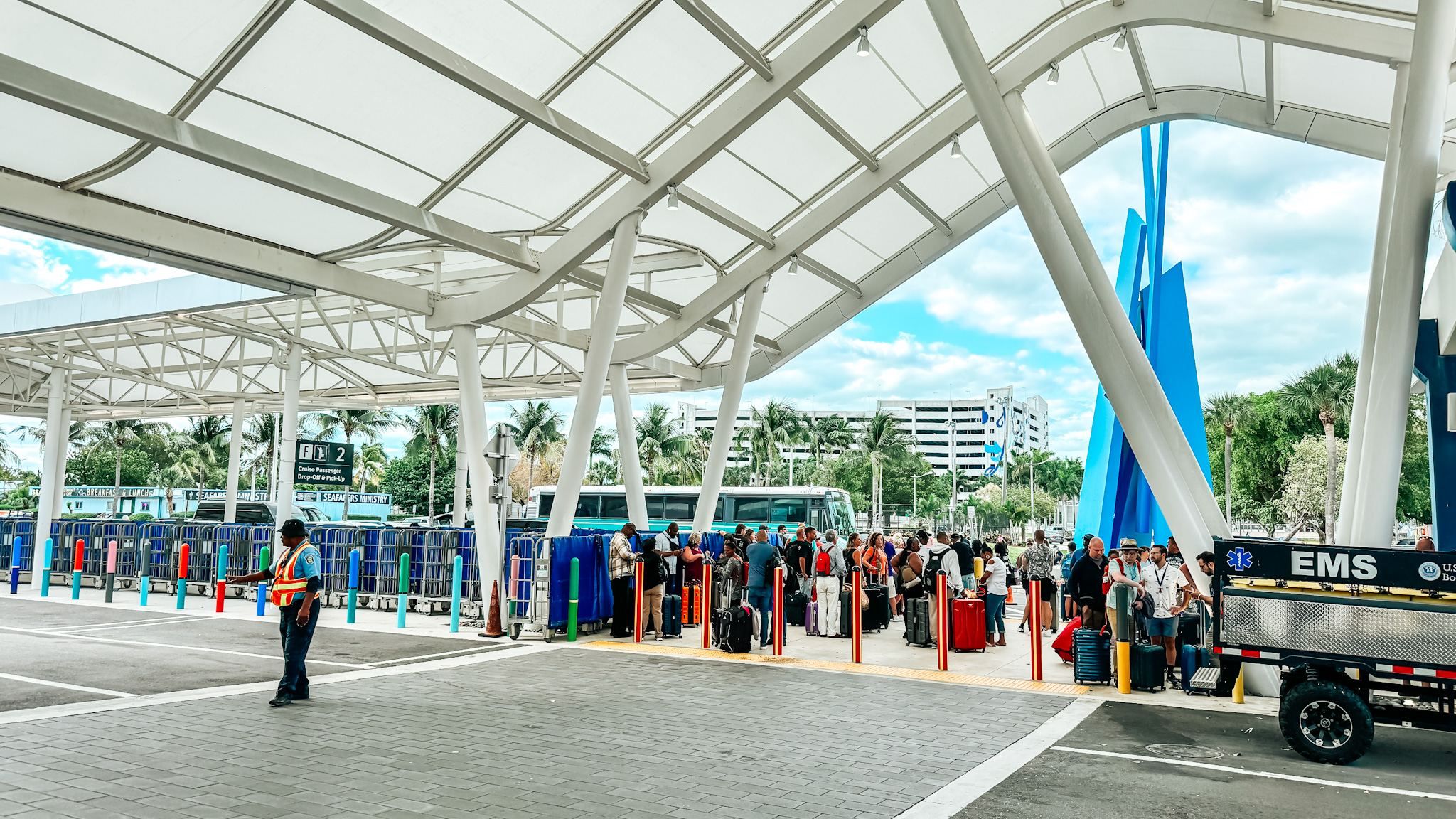 Miami cruise port: Debarkation