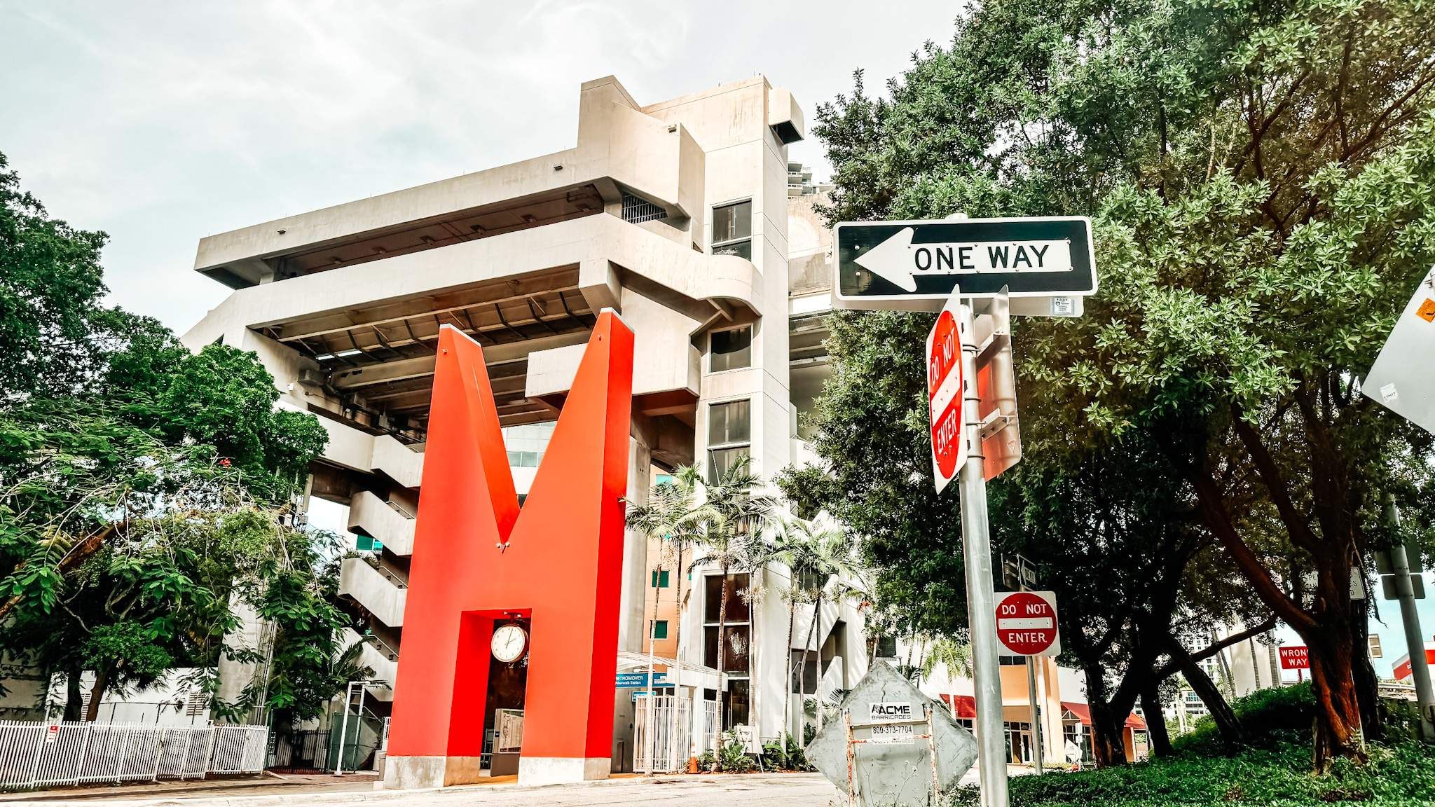 Miami cruise port: Bayside Marketplace