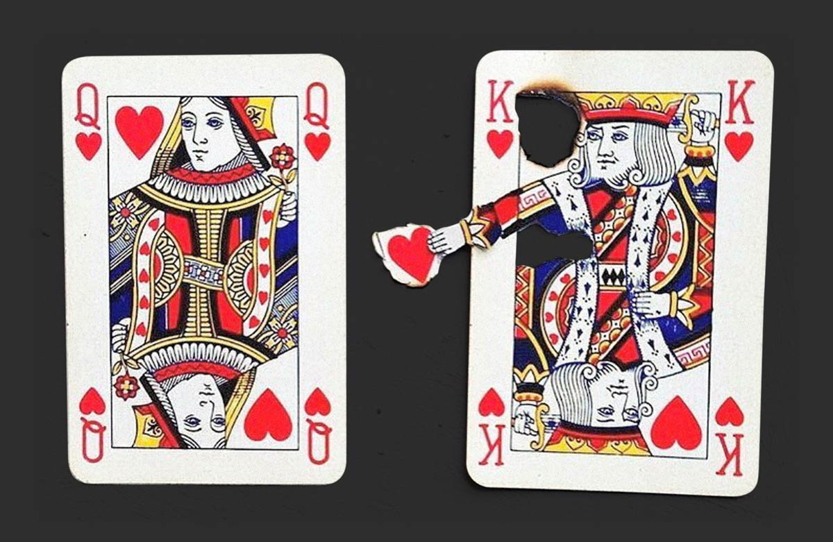 King of Hearts tending his heart to the Queen