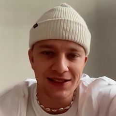 Milan V., Online-Teilnehmer