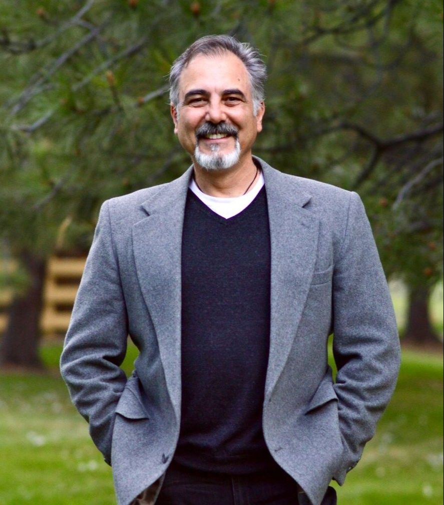 Kon Outside Headhsot