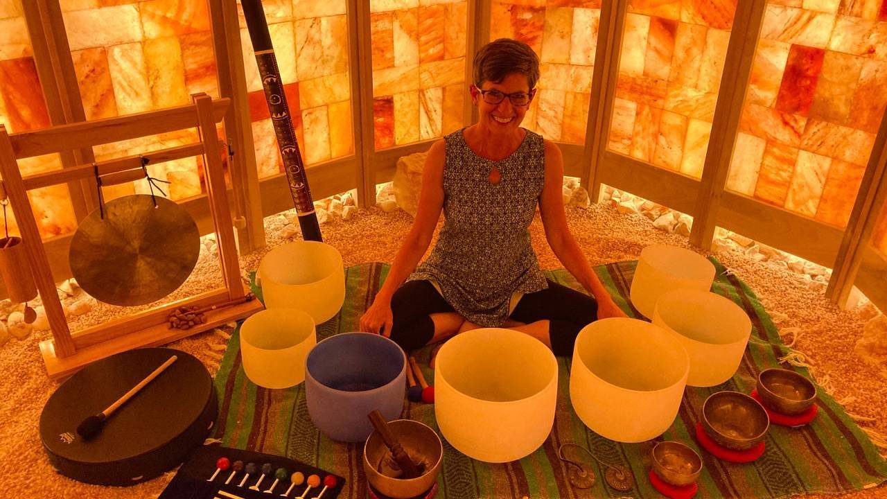 Molly Adkins - Sound Healing in Colorado, USA