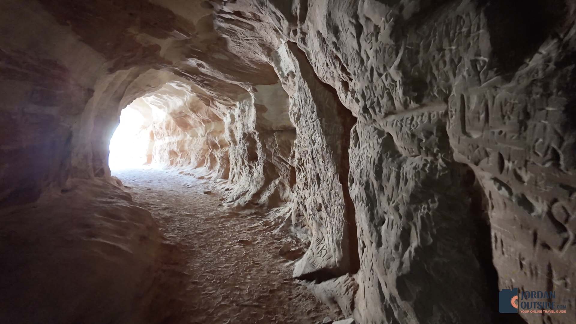 Belly of the Dragon Hike