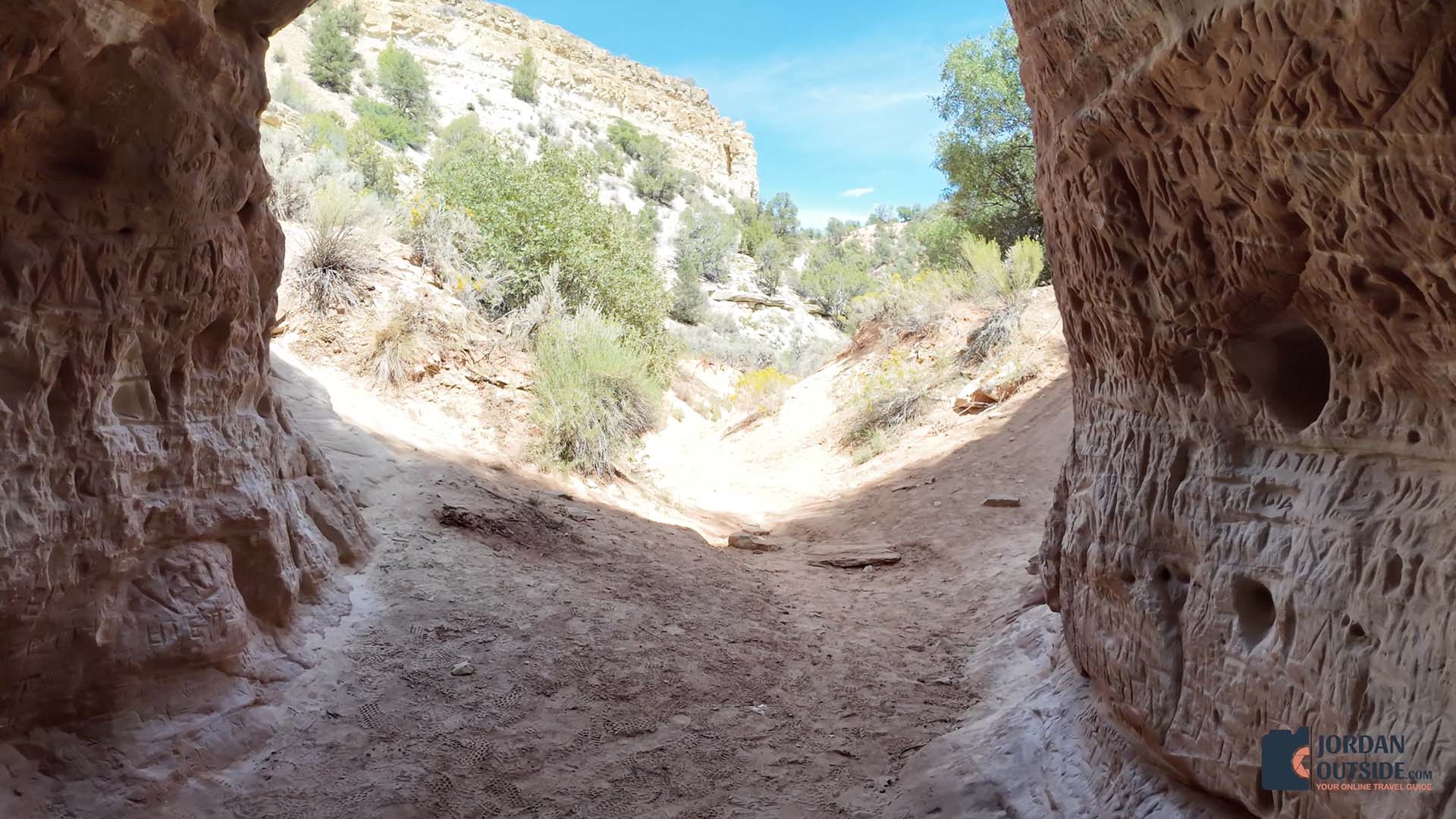 Belly of the Dragon Hike