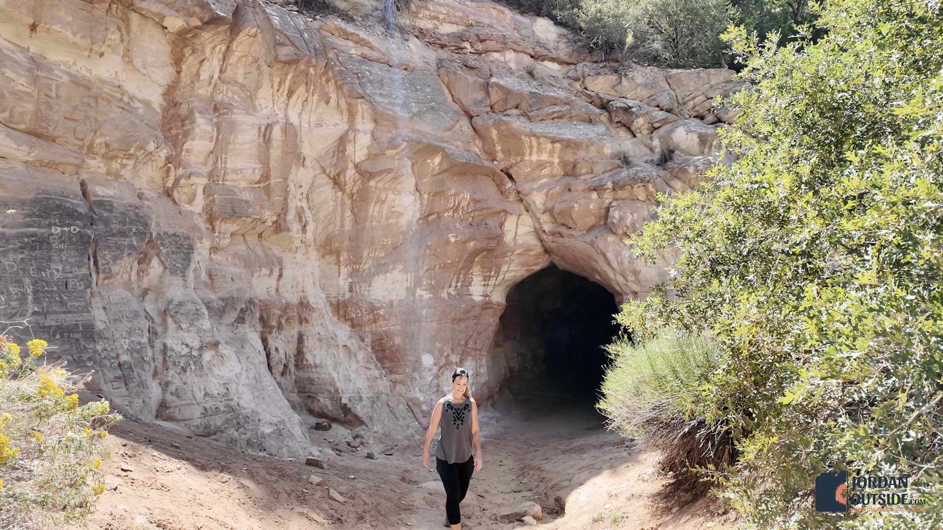 Belly of the Dragon Hike