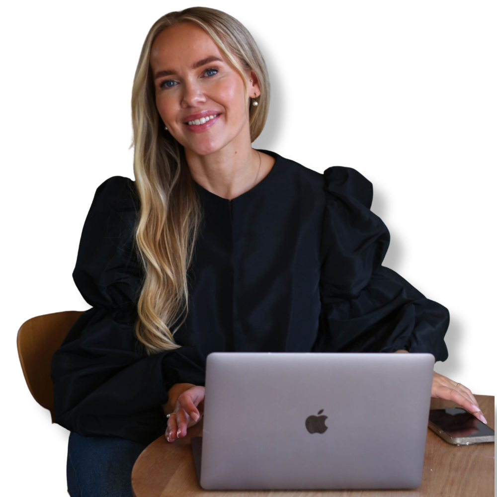 Cathrine Heienberg presenterer nettkurset Smart suksess i sosiale medier.