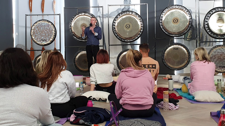 Andrew Cox - Sound Healing in Australia